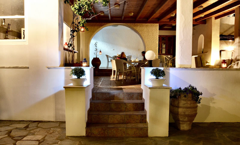 Syros Inn Galissas Eksteriør bilde