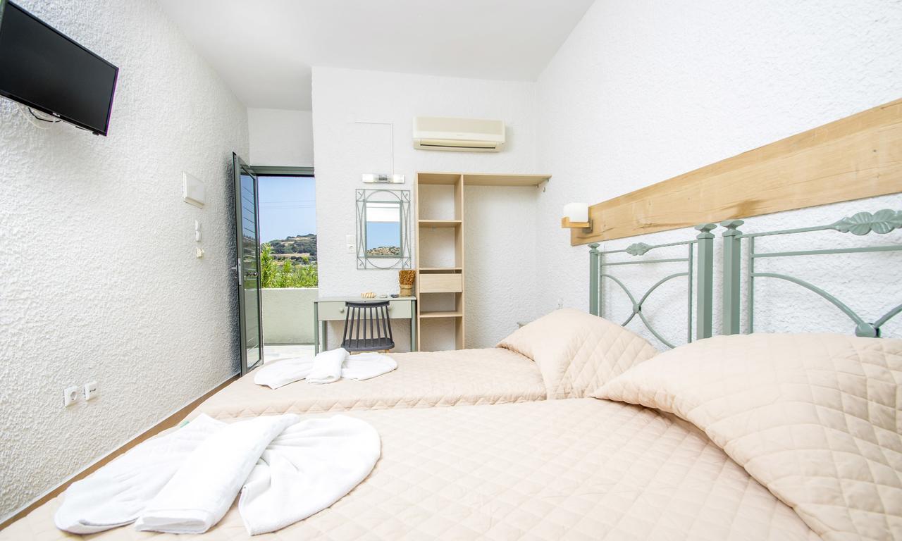 Syros Inn Galissas Eksteriør bilde