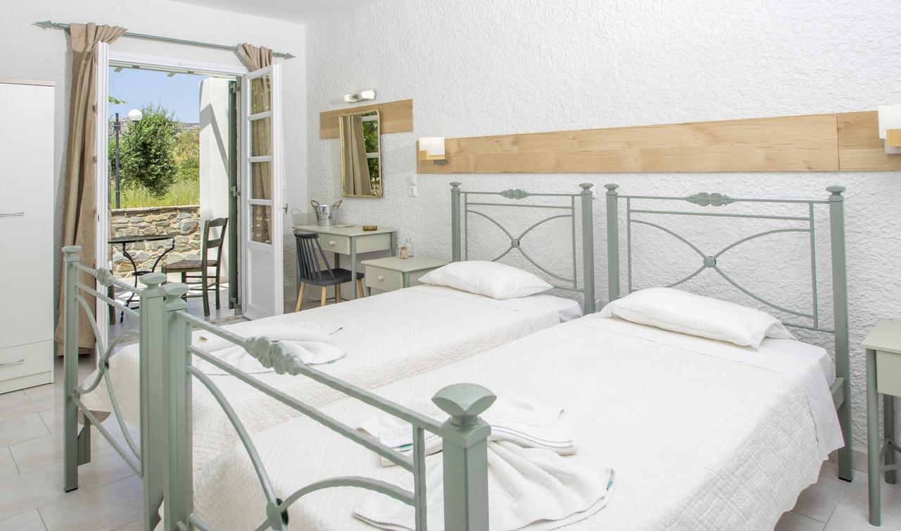 Syros Inn Galissas Eksteriør bilde