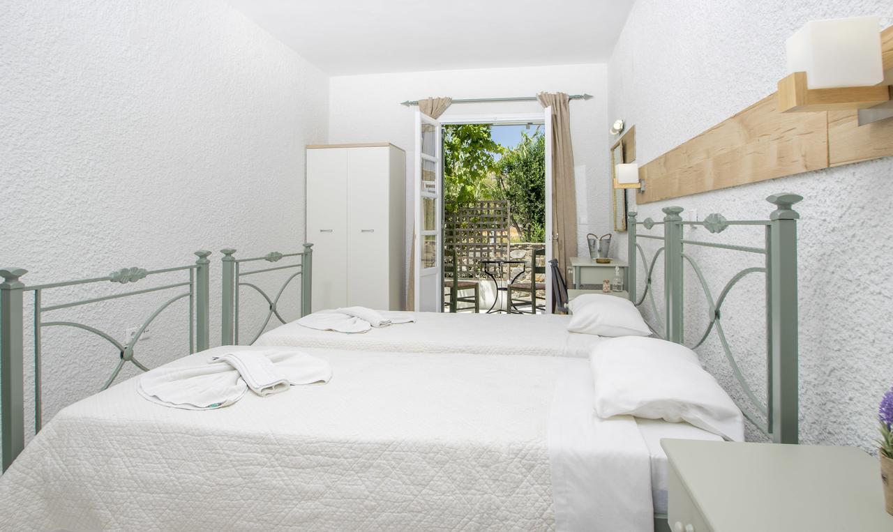 Syros Inn Galissas Eksteriør bilde