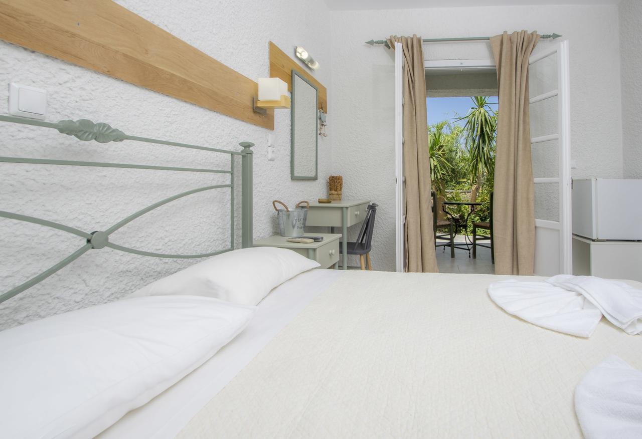 Syros Inn Galissas Eksteriør bilde